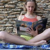 PilGrimGirl Book 013